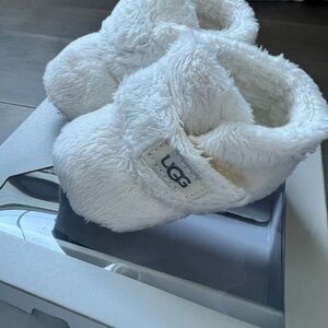 UGG Kids' White Fluffy Booties